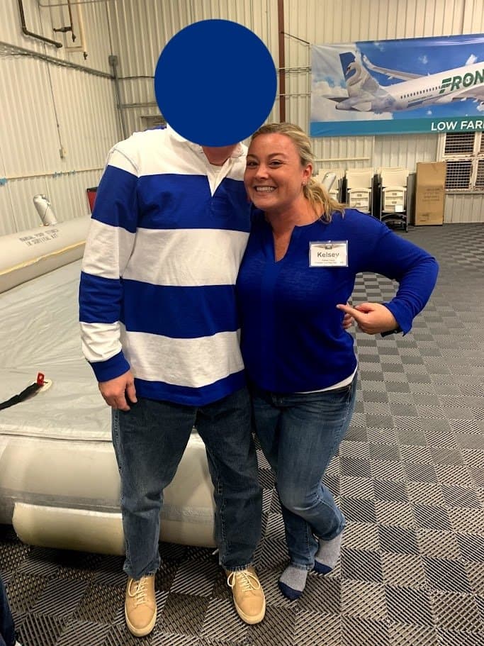 #38 Kelsey: Another Bimbo Frontier Flight Attendant