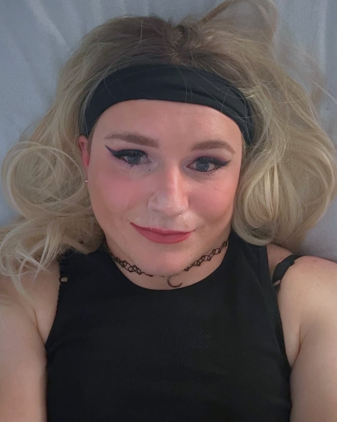 Sissy cumslut receives self facial