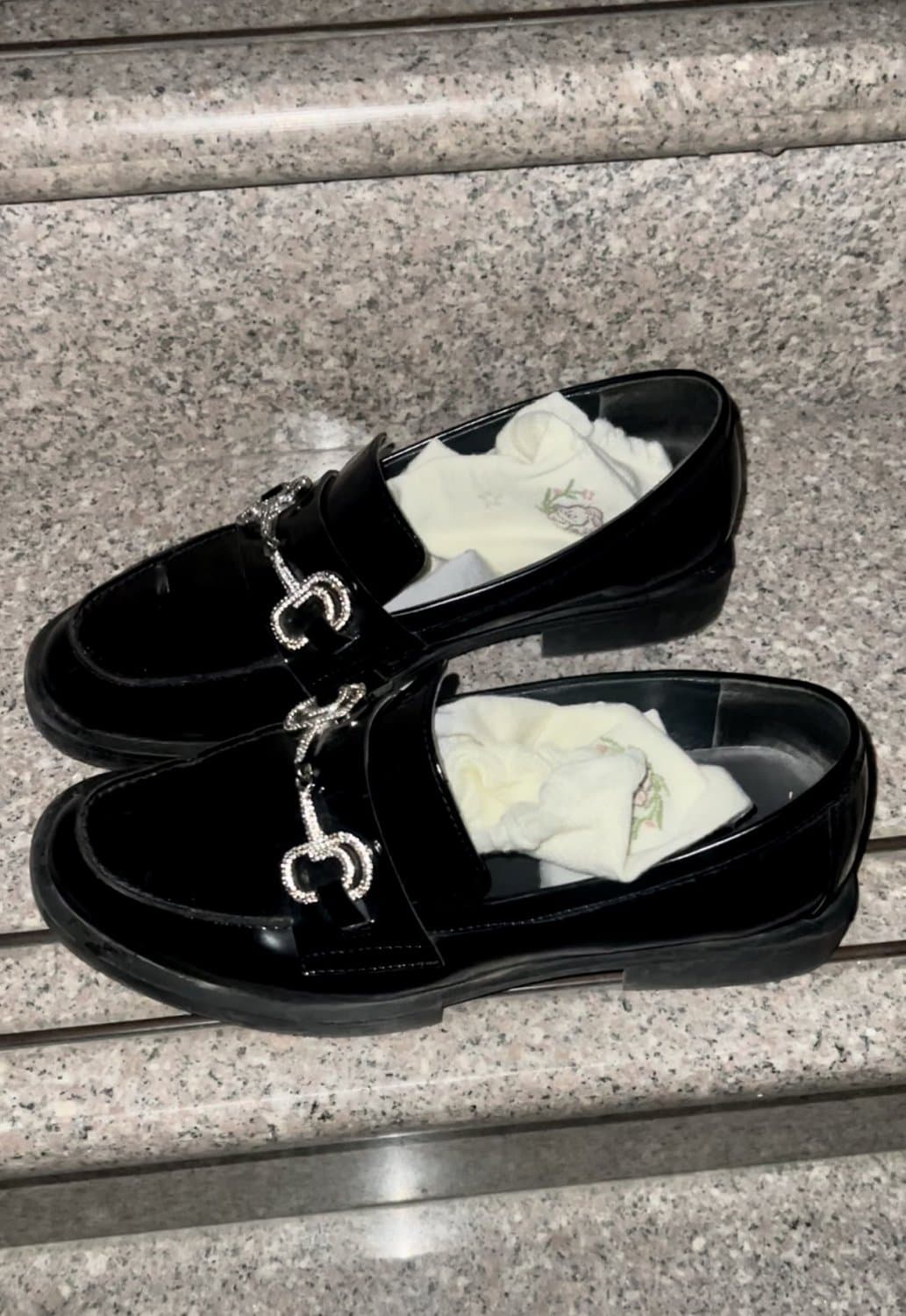 Click to view full size Chinese feet / socks / shoes.