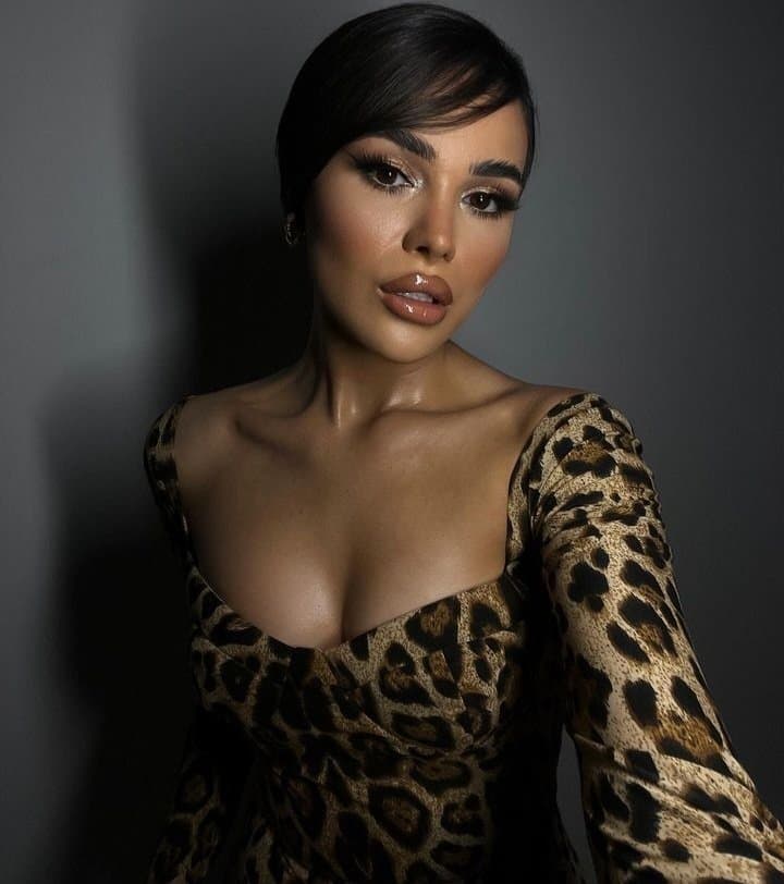 Sexy glamour feet pedicure woman