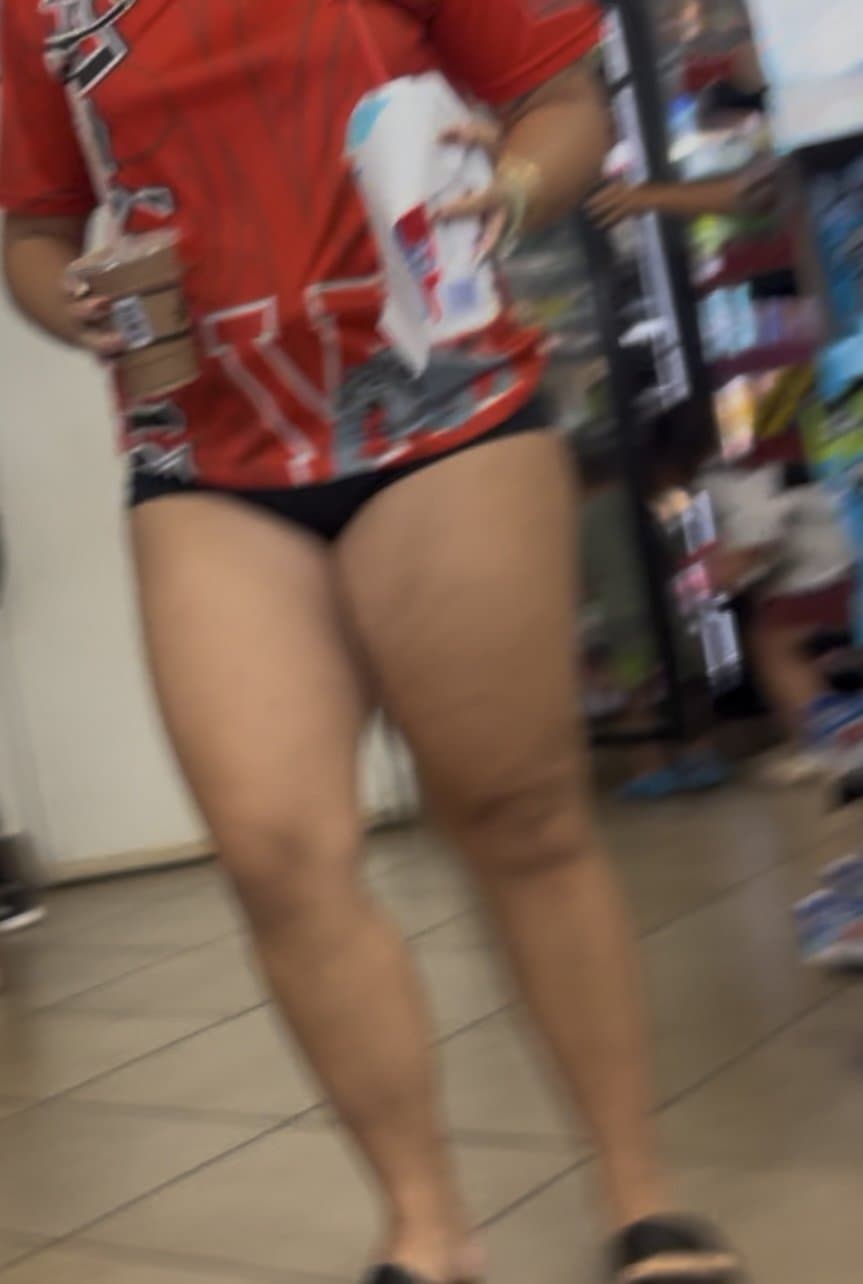 Thick Asian in short tights. Has fat pussy print and thick ass. Not OC