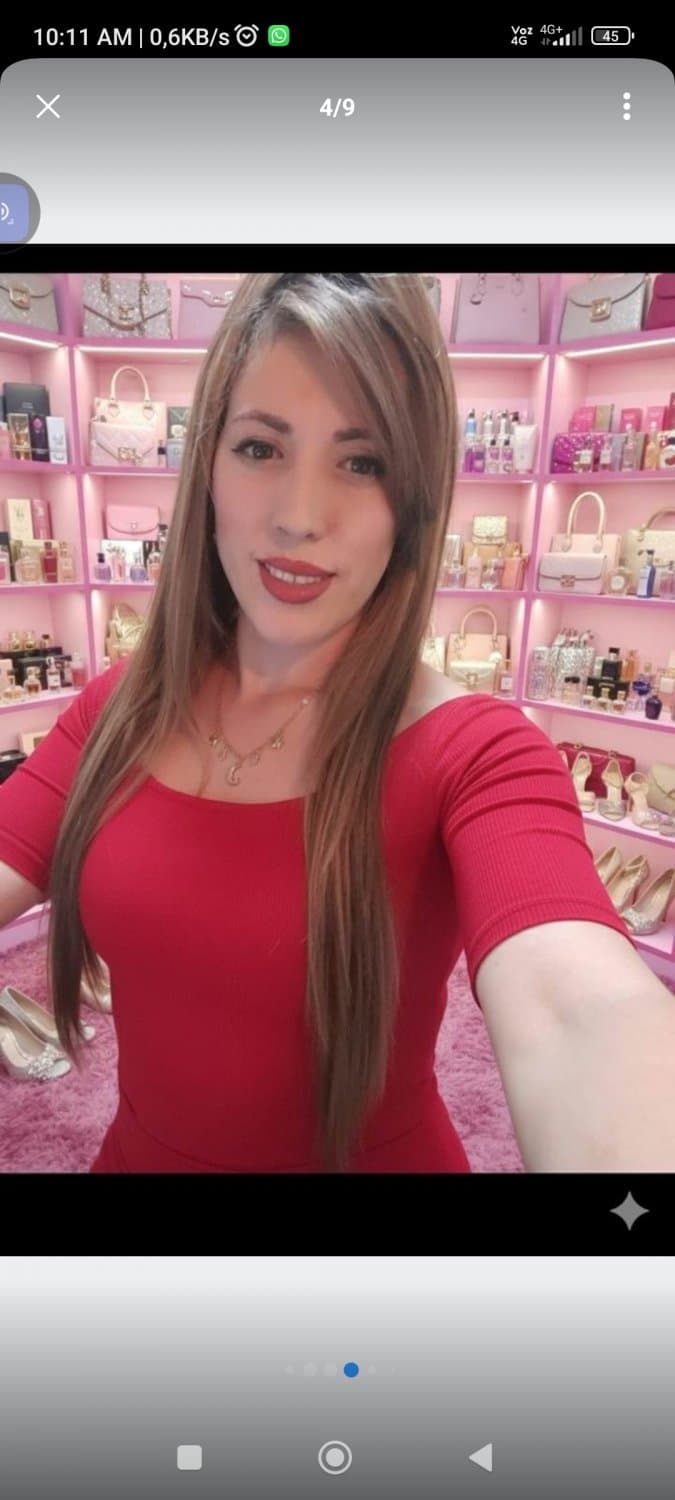 Nathalie Balnquita de la App Nozy.video.livestream