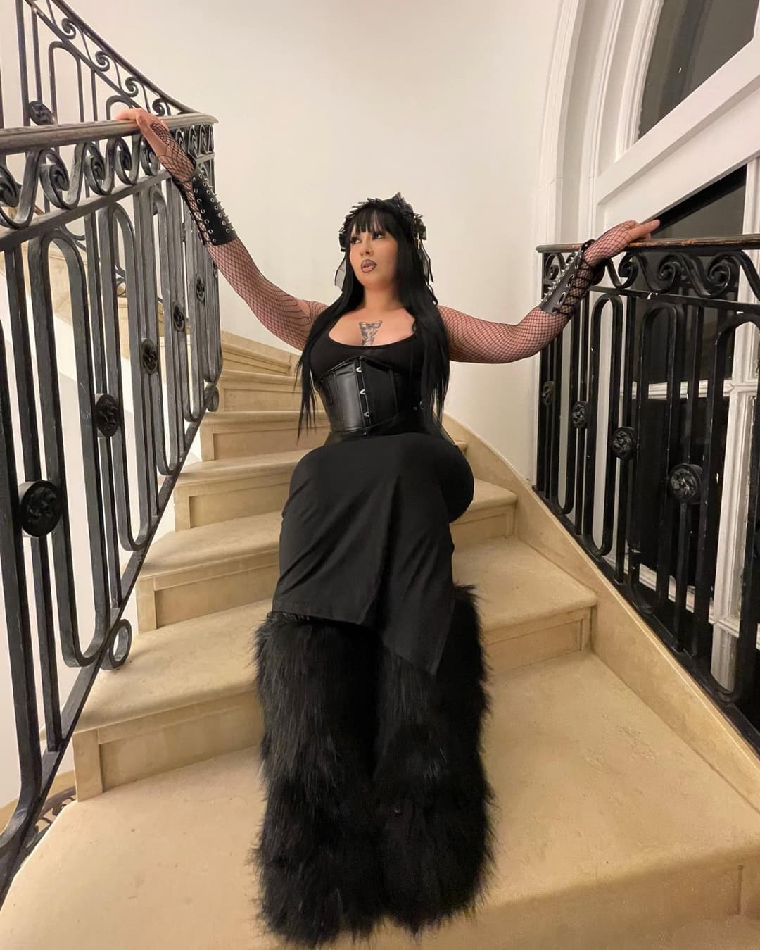 Sexy lil Gothic thick booty