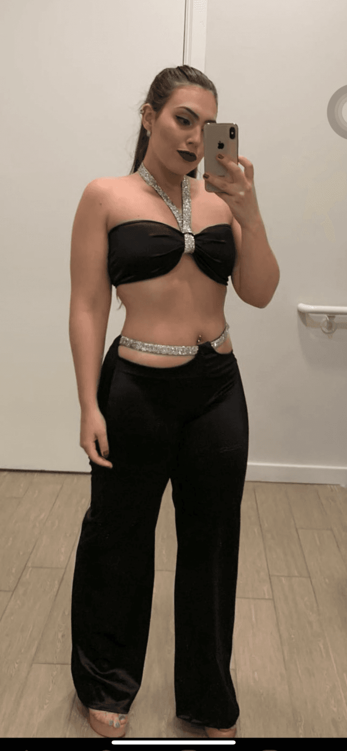 Click to view full size MINHA PUTA - Isa Zago - Oque acham dessa puta exibida ??? ???