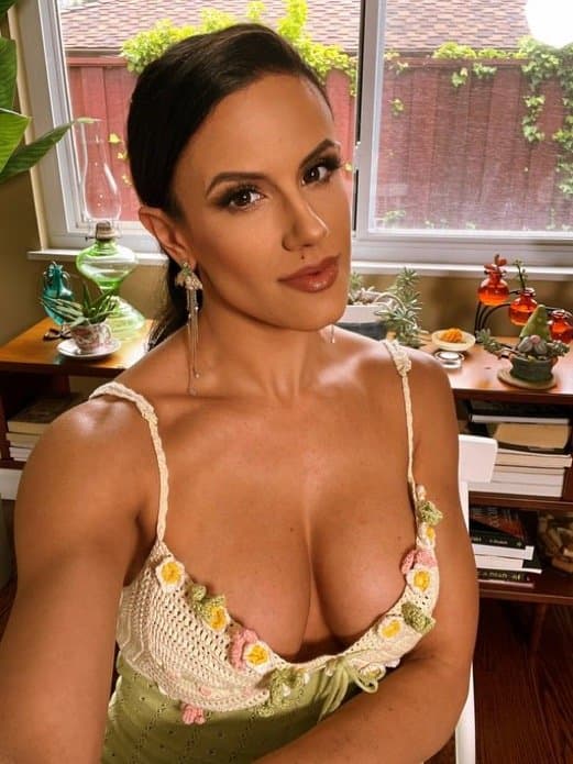 Sexiest milf Penny Barber?????