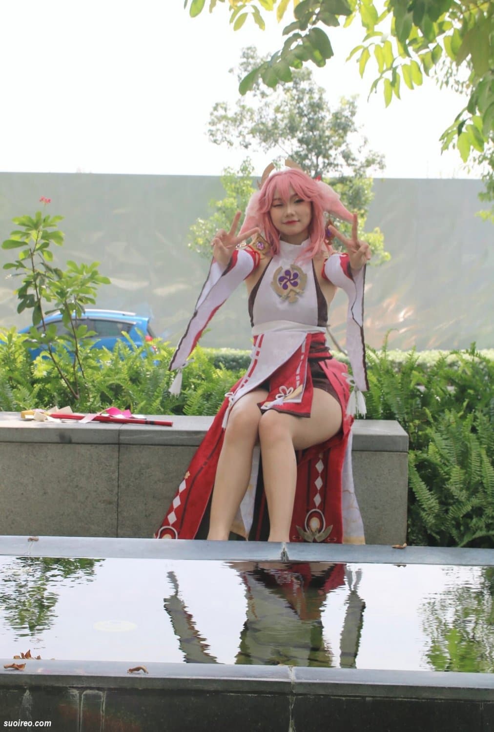 Nữ sinh cosplayer thích threesome