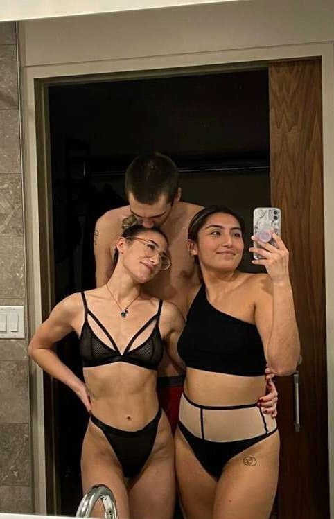 HOTBABE AMATEUR LEAKS COLLEGE SWINGERS COUPLE SWAP BABE150