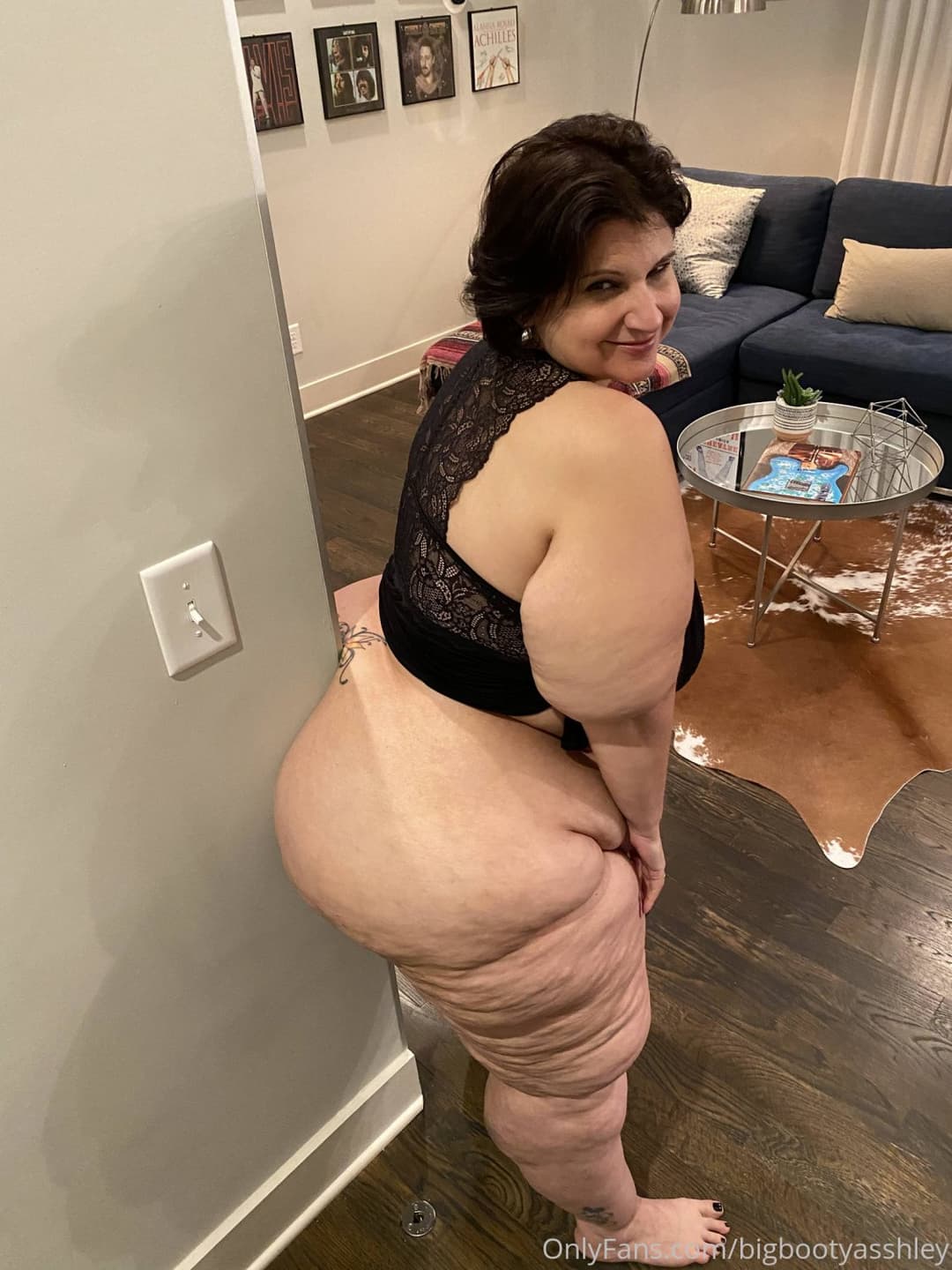 Click to view full size BigBootyA$$hley File Drop 1