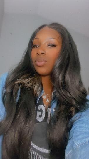 Click to view full size Milf who likes butt plugs and ass smacking