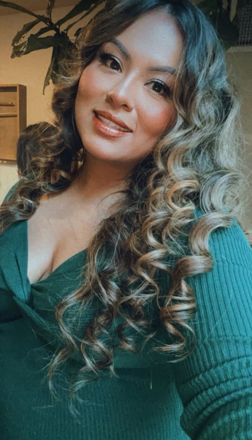 Want to fuck this bitch so bad