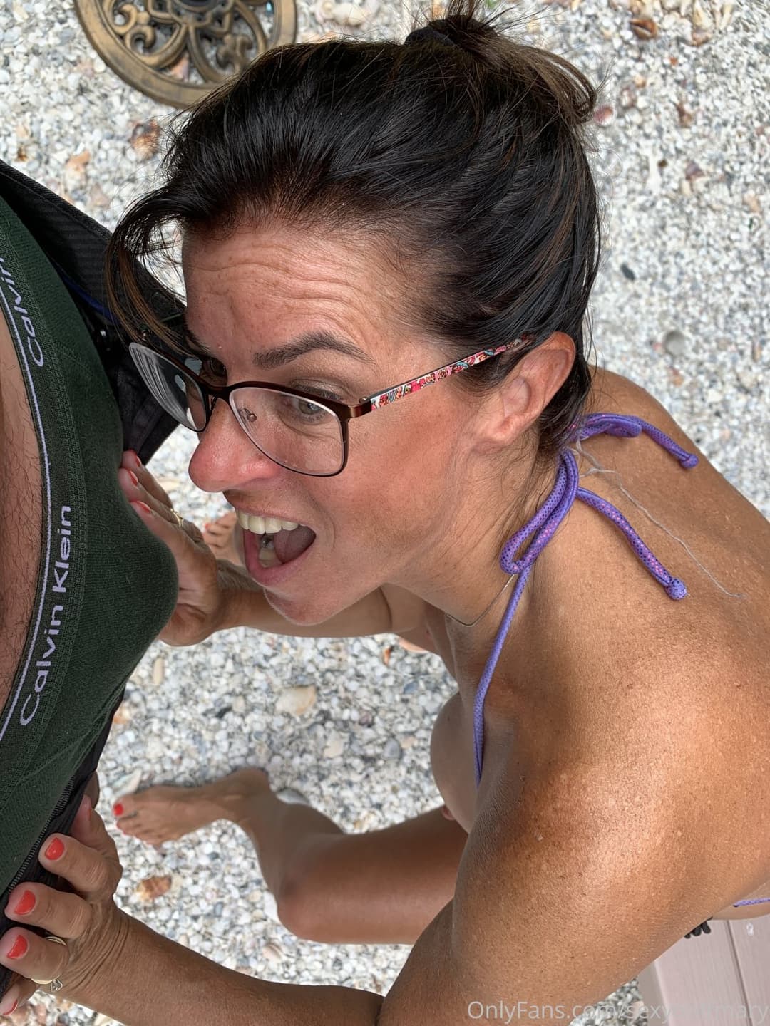 Sexy MILF Grandma loves to be dirty