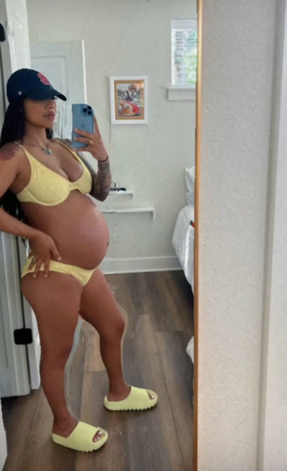 Sexy Latina MILF, Pregnant, Feet, Fit, Comments Welcomed.