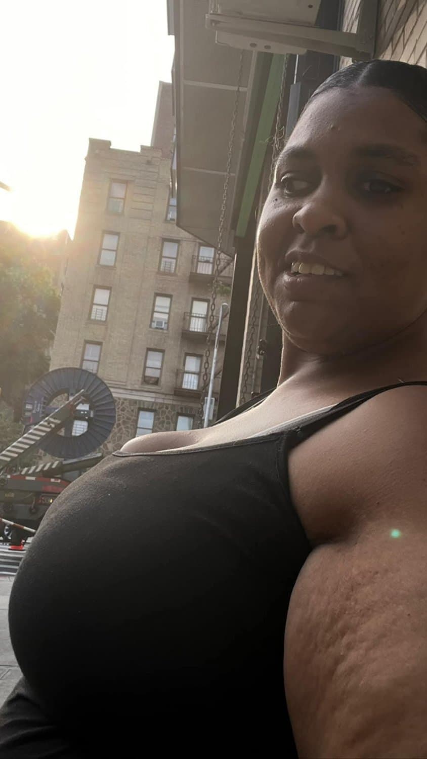 BIG THICK CHUBBY CHUNKY REDBONE BBW SSBBW BIG OLE JUICY ASS GOONER MATERIAL