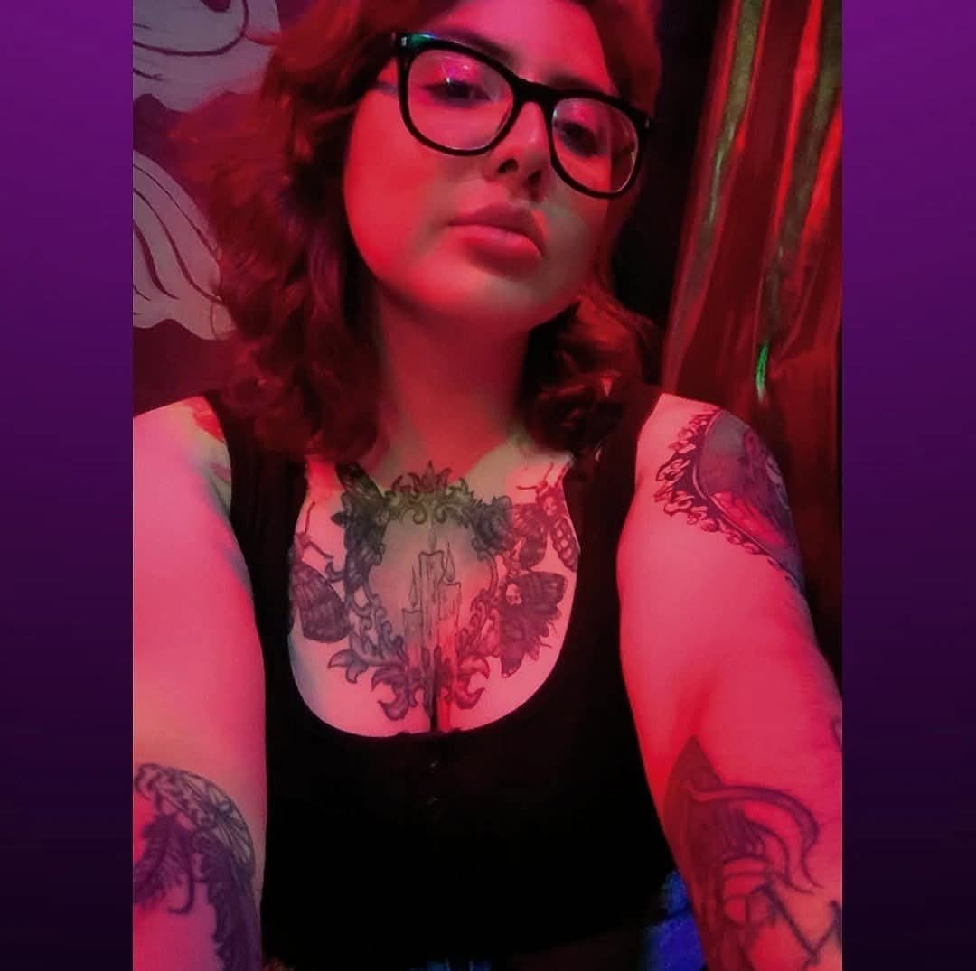 Click to view full size Puti esposa