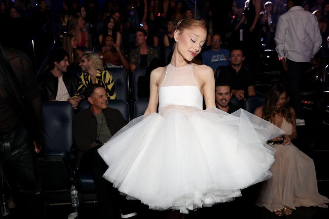 Cum for our award winning queen ?? (Ariana Grande)