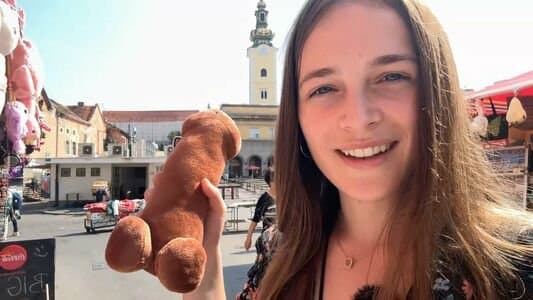 Qoqsik deserves some cum dont you think