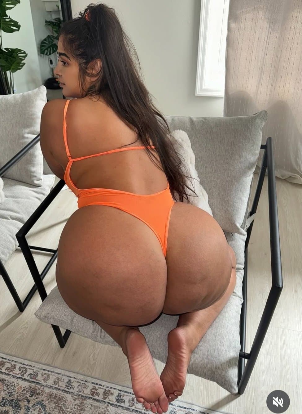 Click to view full size Sexy lady in thong bodysuits compilations