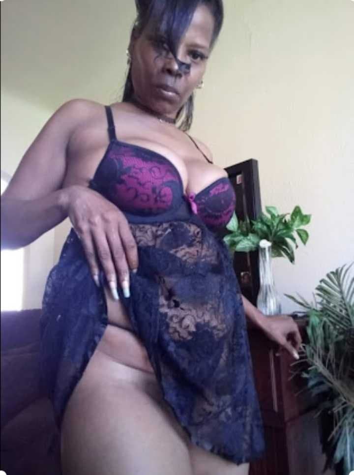 SEXY CARMELA JOHANSON