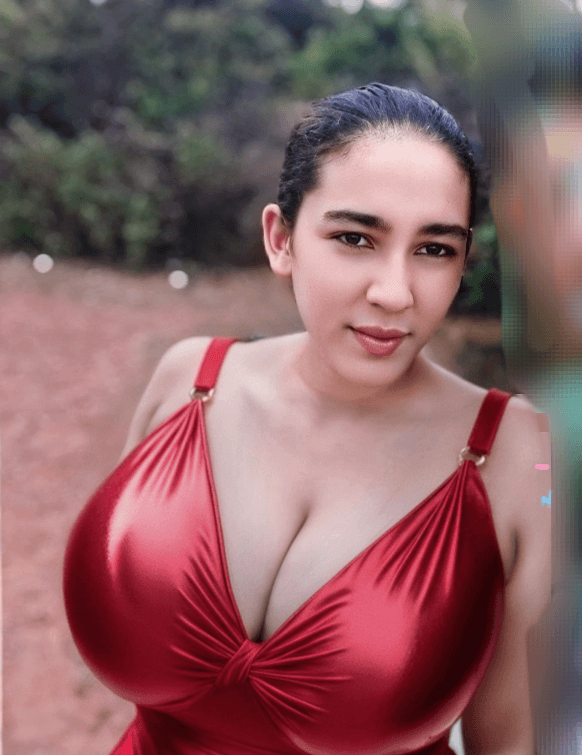 Click to view full size Jaz tetas enormes