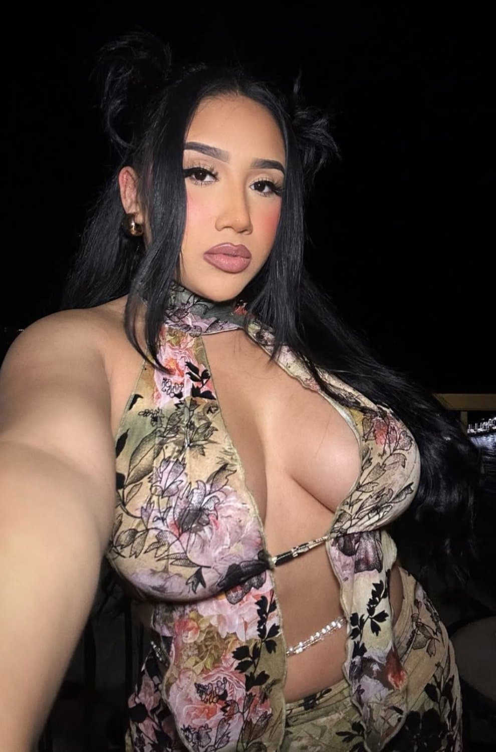 Thick petite huge ass latina slut loves showing off her perfect body.. cover her in cum