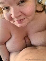 lexxxi-luxe-breast-smothering