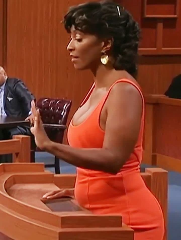 Thick on TV #4 Thick Busty n Phat Booty on Divorce Court