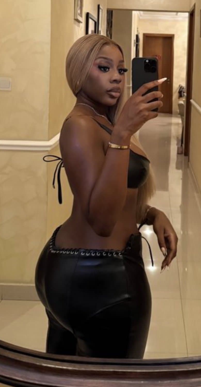 Jasmine Baddest darkskin ebony black baddie need to see her get fucked good