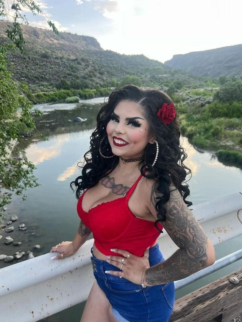 Toas nm slut Michelle anal queen and proper slut