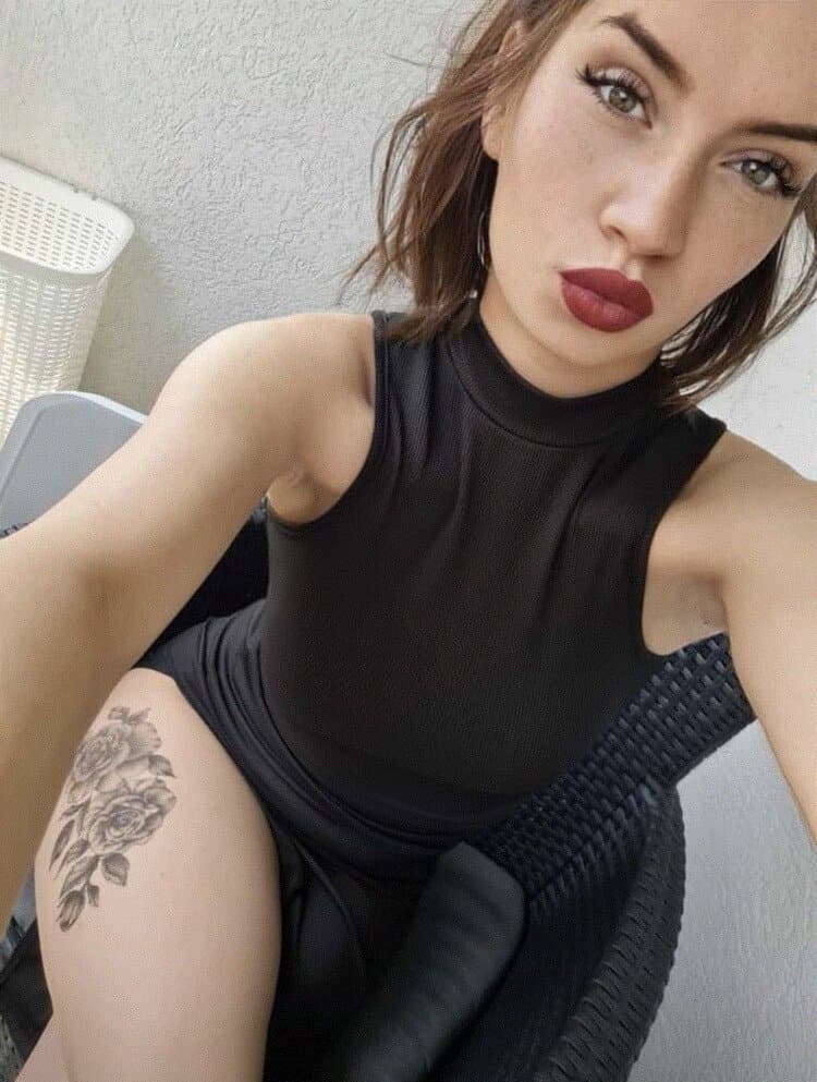 Analslut need help daddys repost for more