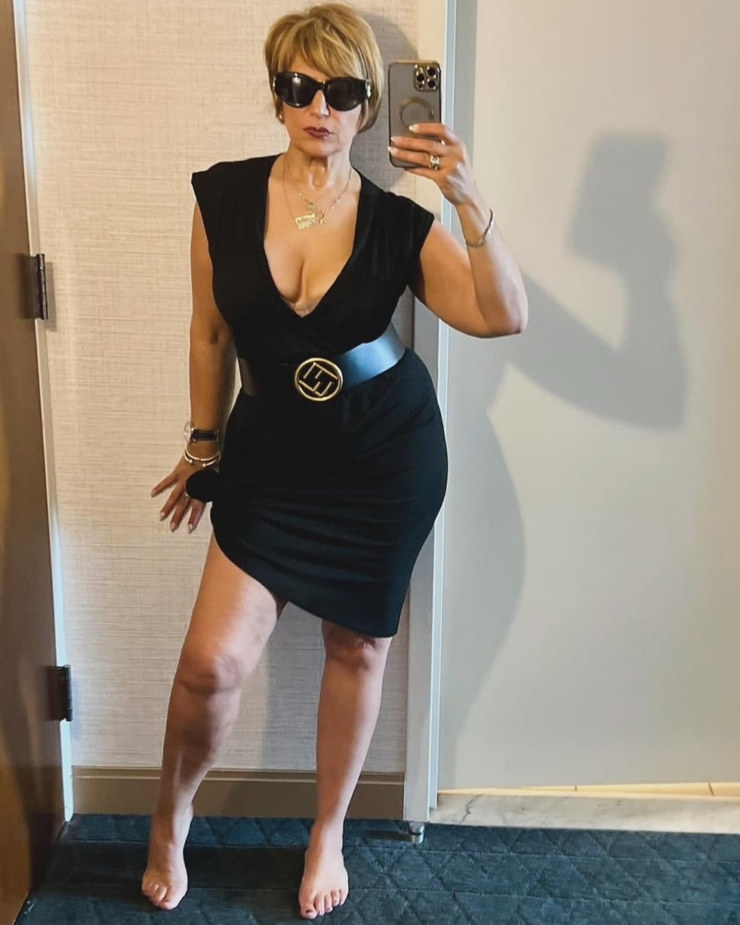 Thick Gilf flight attendant