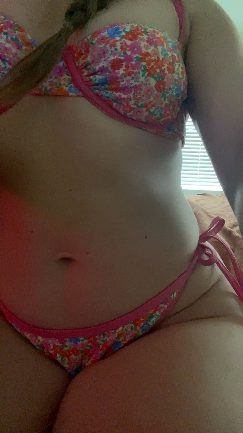 thick pawg in pigtails bikini pics tease ?