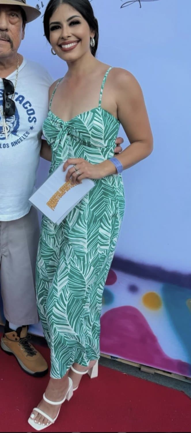 Kimmie Q97 from Fresno 559 ?goonfuel feet, soles, legs, nips, tribs. I love jerking to her ?