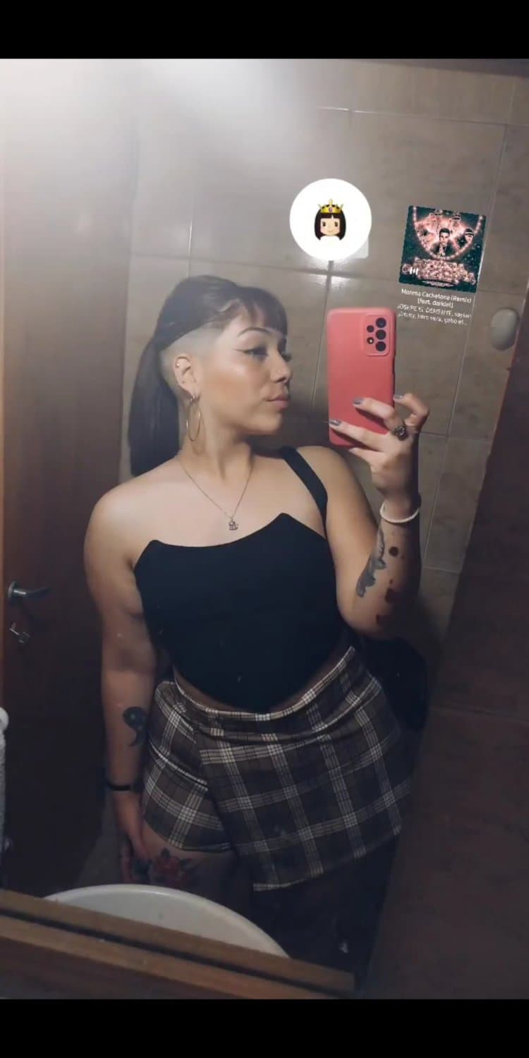 Lari le gusta 3 Argentina ??