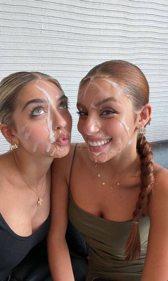 Le amiche Alessia Lanza ed Emily Pallini Sborrate in Faccia! ???