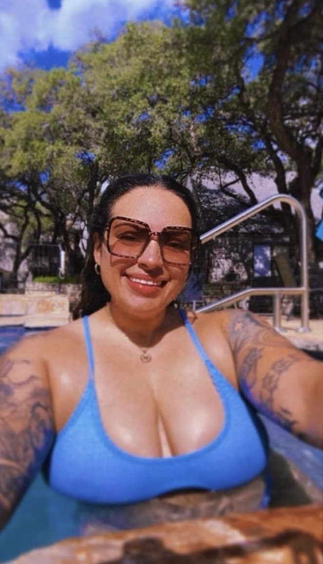 Click to view full size Moe has a strangle hold on me ? (NN)