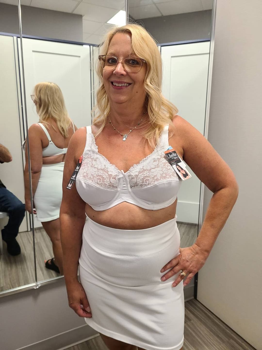 Daddy took me bra shopping