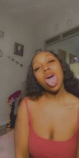Broward County Florida ebony freaky with 5 tongue rings Zoe So Pressure suckin dick & twerkin leaked