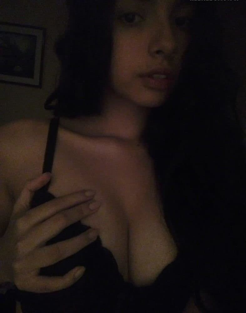 Recopilacion de filtradas al priv ecuatorianas delgadas y putas