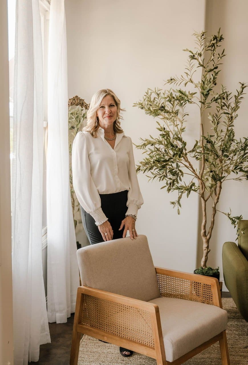 Niki the Business Bitch