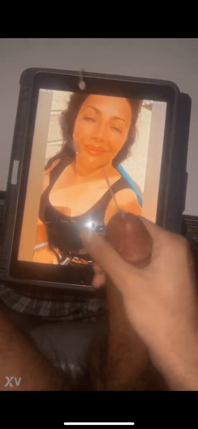 cumshot for my thick real actual busty mom(real mom)