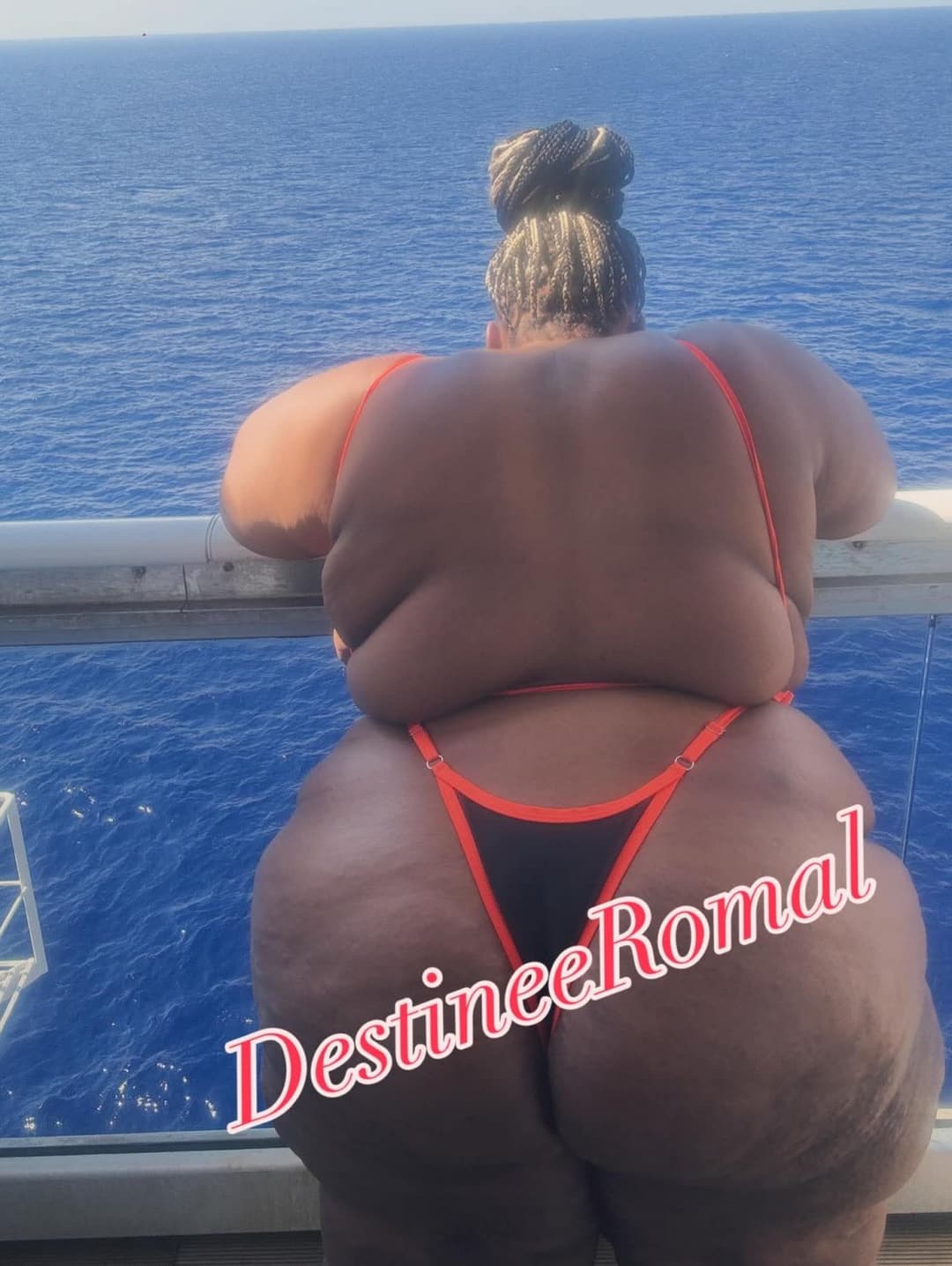 SSBBW EBONY HUGE OLE BIG ASS BOOTY