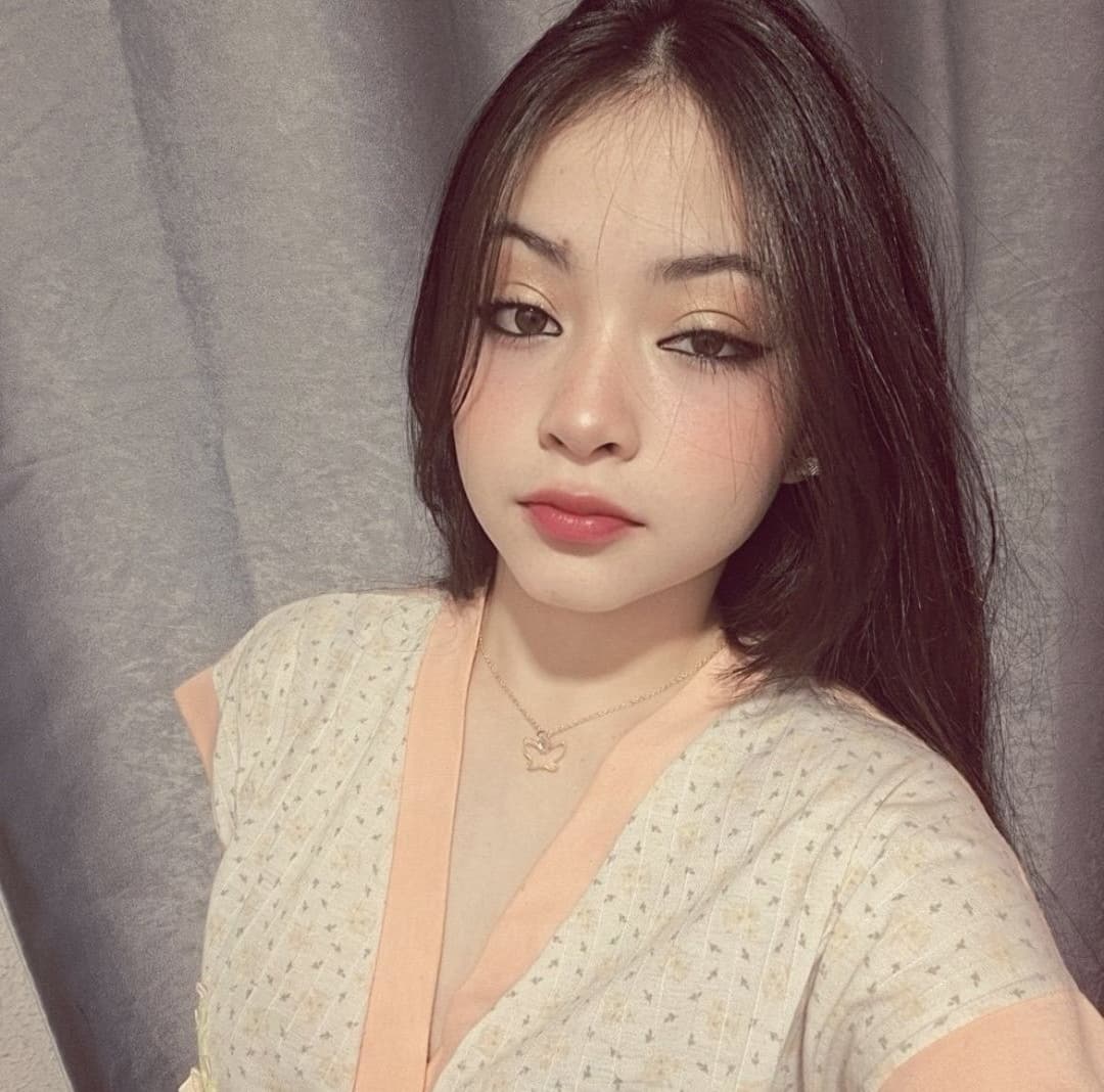 18 years old Paraguay video call