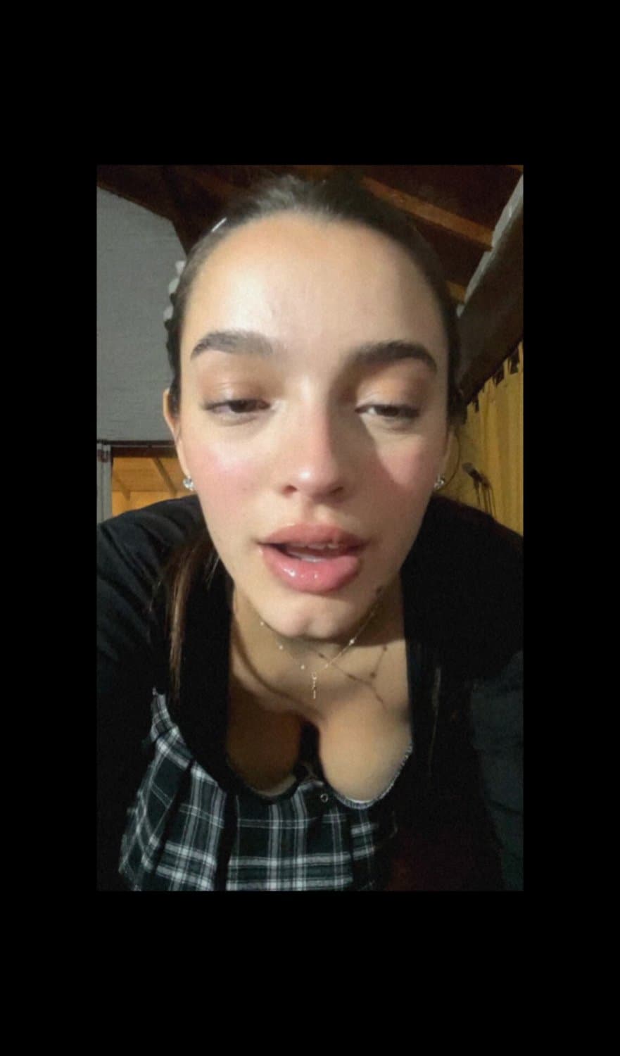 Sofi pendeja puta argentina bailando con un culazo terrible