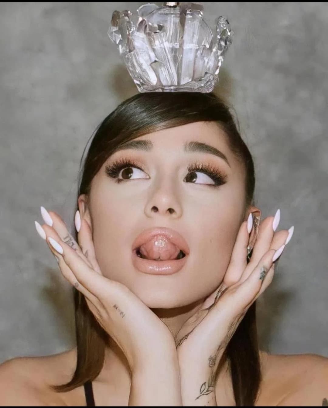 Ariana Grande is my favourite and only porn ??