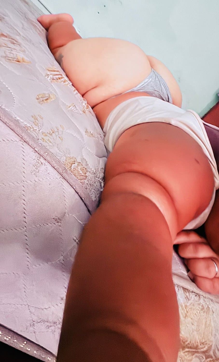 Ella es como una moto zanella pero juega como una tornado,  que grande la enana