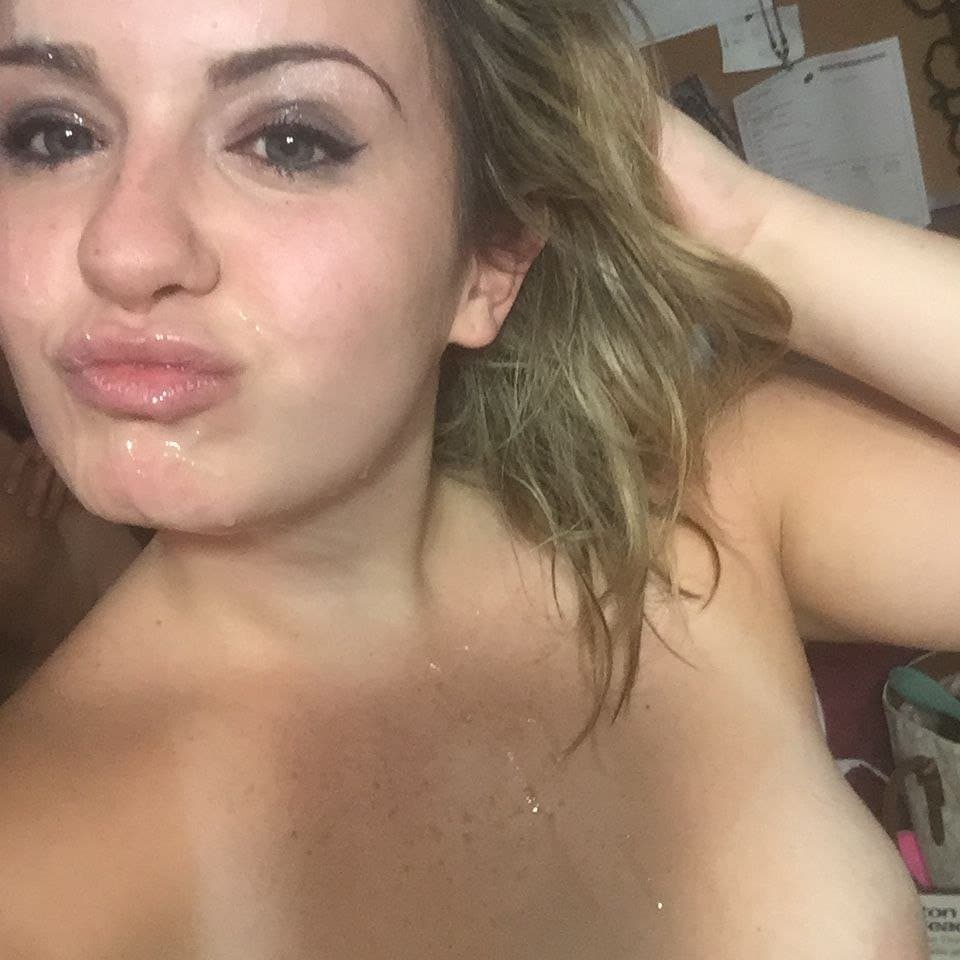 Cum Loving MILF Taking Facials