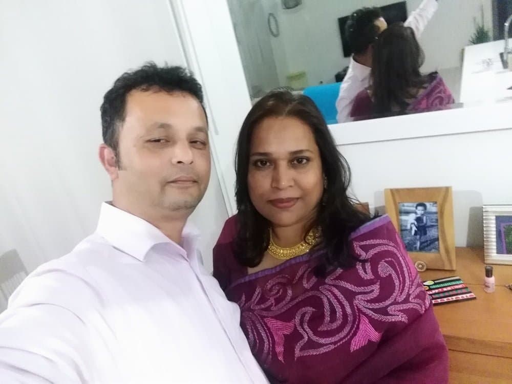 Voluptuous bhabhi from Dhaka, Bangladesh. No one could resist to pound this bhabhi????