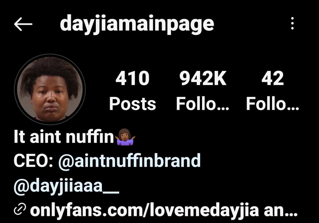 Anybody got her OF @lovemedayjia