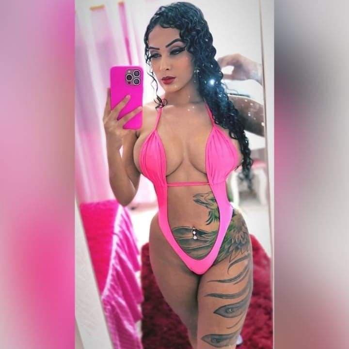 Click to view full size Vitória Santos