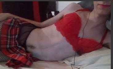 Hiii, this is my 23 y/o feminine angel friend who likes to get likes please show them some love